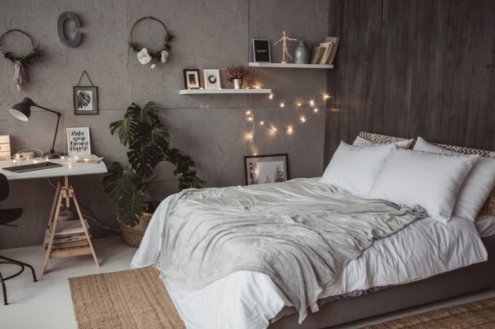 Where to buy teen room decor