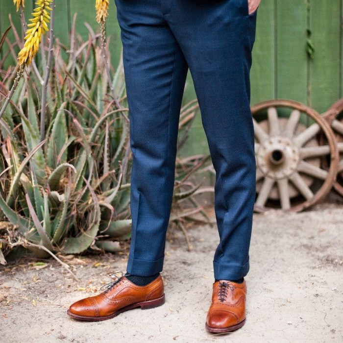 Mens brown dress shoes with blue suit